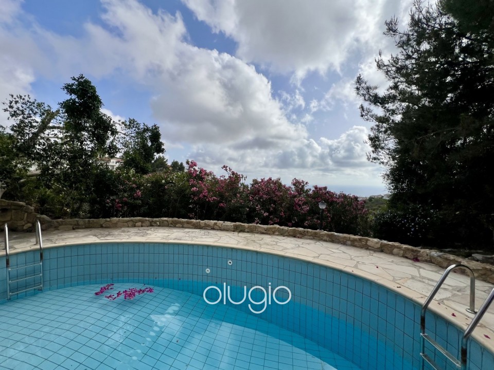 Detached Villa For Rent in Kamares - Tala