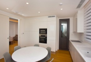 Apartment For Rent in Molos