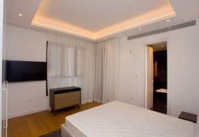 Apartment For Rent in Molos