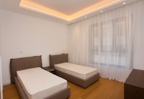 Apartment For Rent in Molos