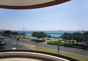 Apartment For Rent in Molos
