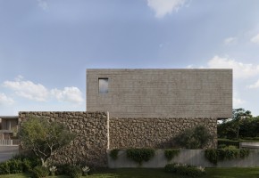 Detached Villa For Sale in Yeroskipou