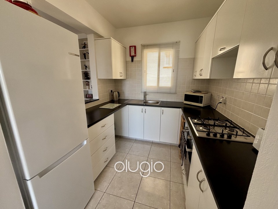 Apartment For Sale in Peyia