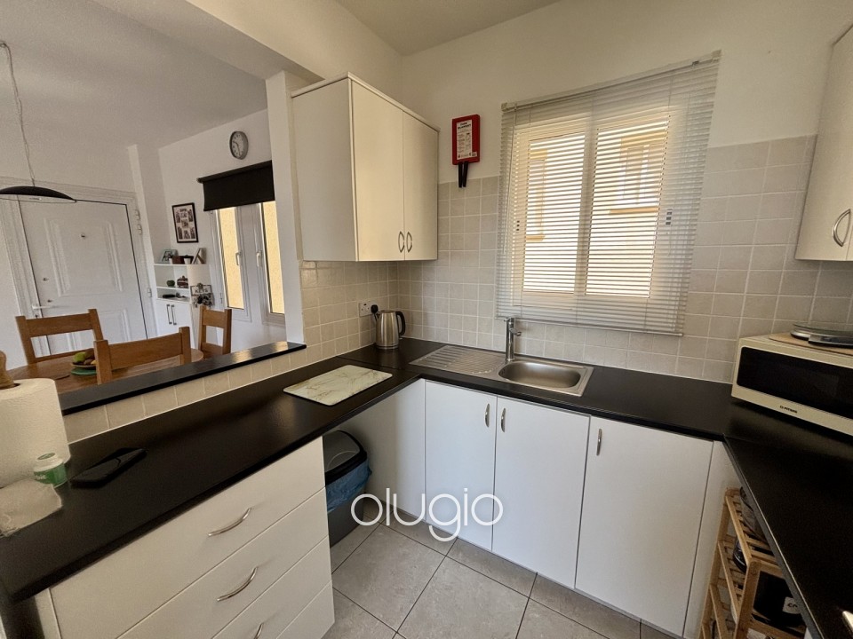 Apartment For Sale in Peyia