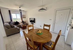 Apartment For Sale in Peyia