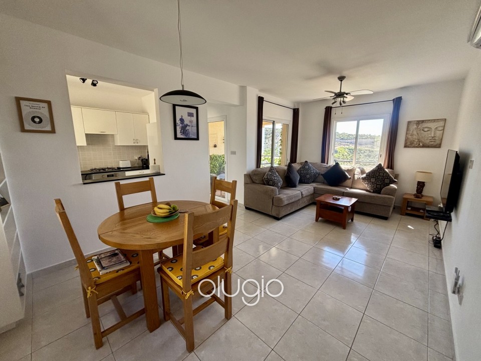 Apartment For Sale in Peyia