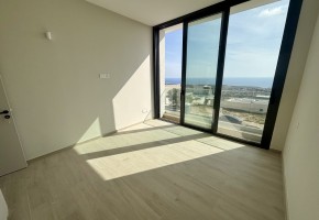 Detached Villa For Sale in Peyia