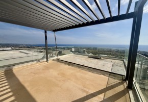 Detached Villa For Sale in Peyia