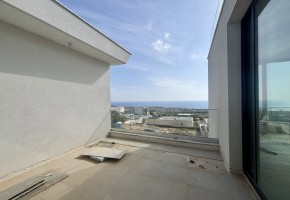 Detached Villa For Sale in Peyia