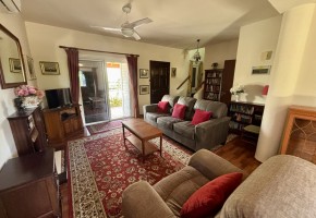 Detached Villa For Sale in Peyia