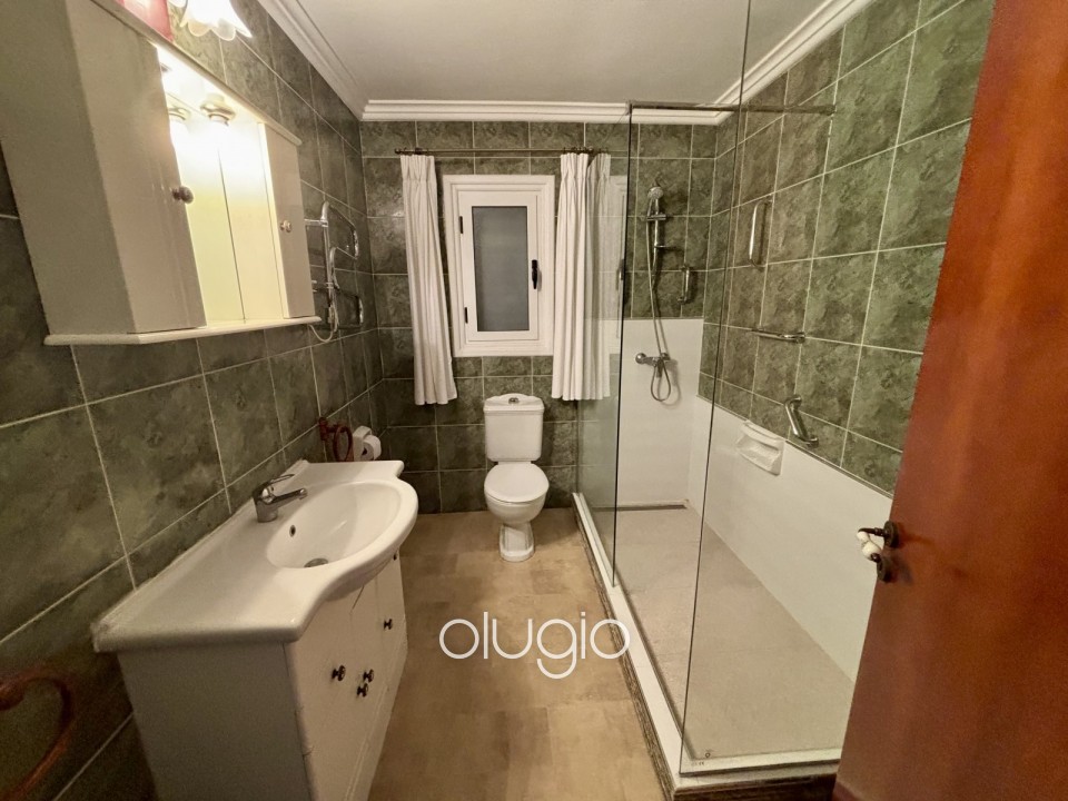 Detached Villa For Sale in Peyia