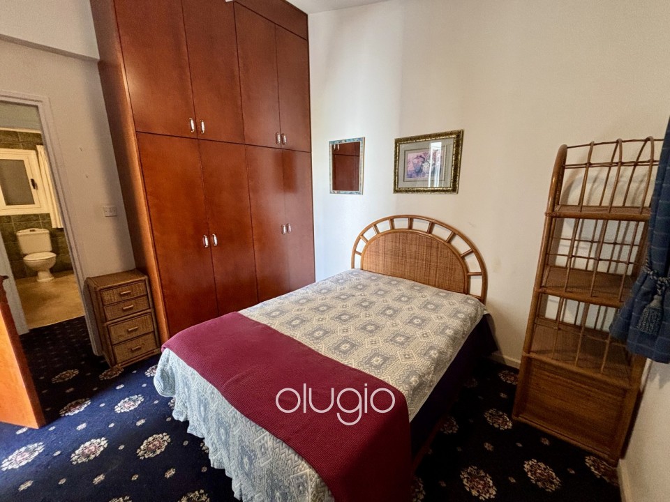 Detached Villa For Sale in Peyia