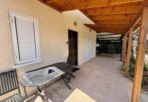 Detached Villa For Sale in Peyia