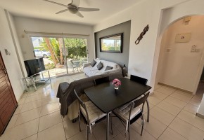 Apartment For Sale in Peyia