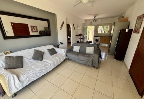 Apartment For Sale in Peyia