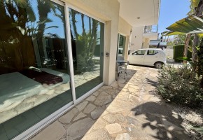 Apartment For Sale in Peyia