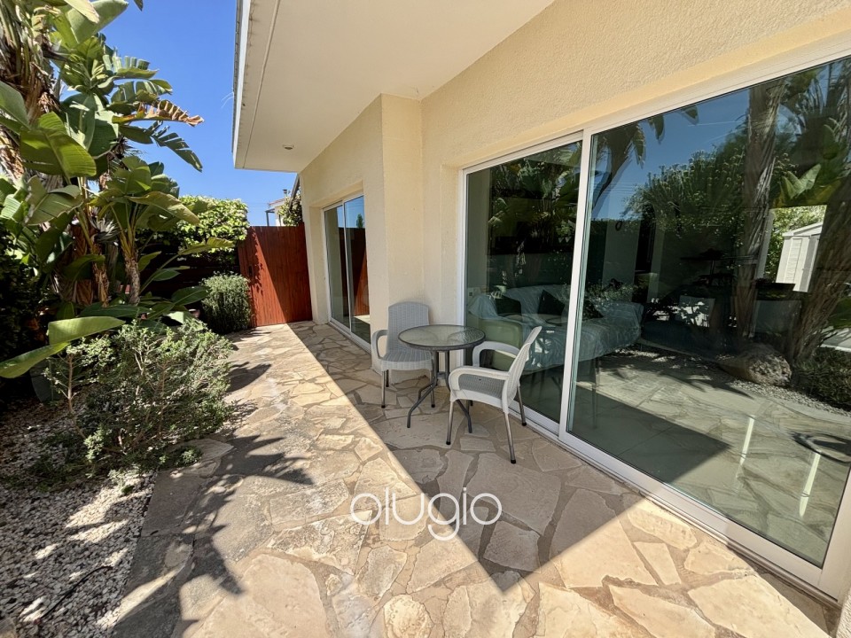 Apartment For Sale in Peyia