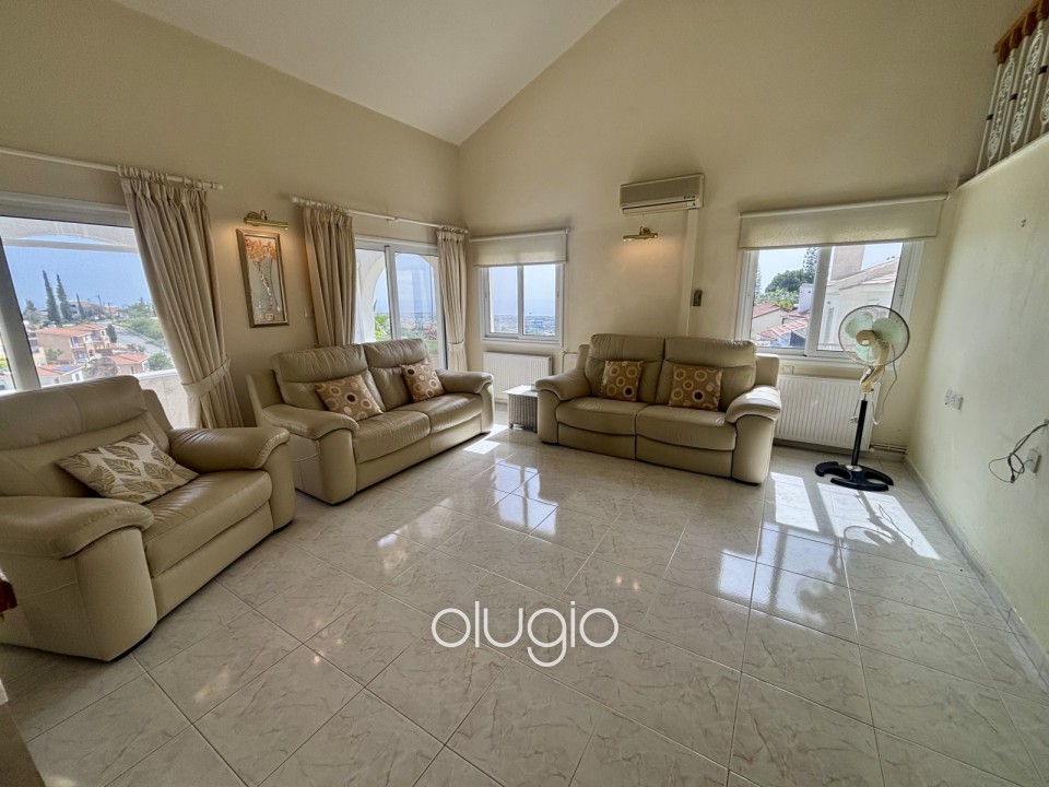Detached Villa For Sale in Tala