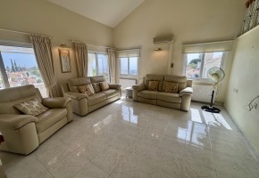 Detached Villa For Sale in Tala