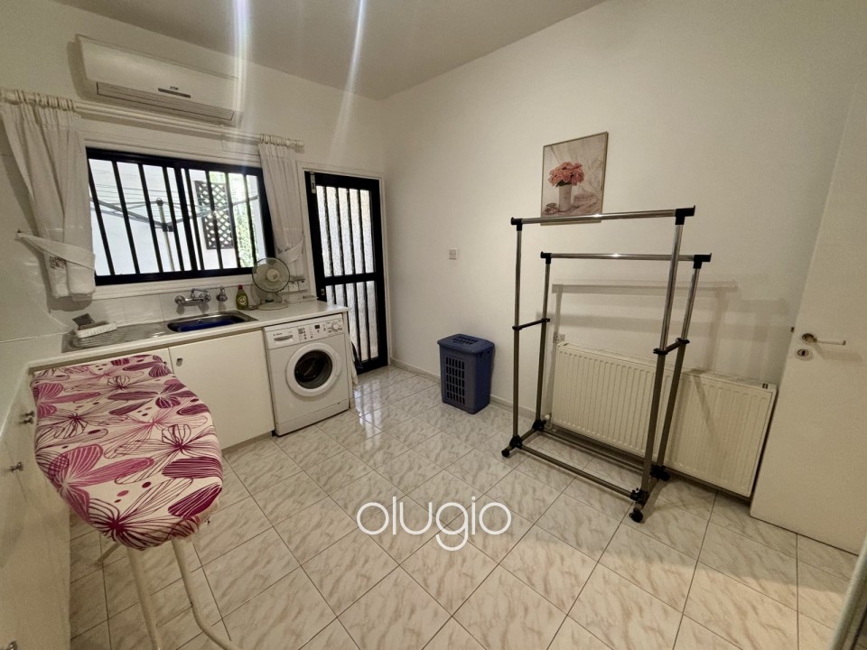 Detached Villa For Sale in Tala