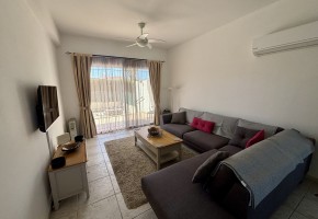 Apartment For Sale in Tombs of the Kings