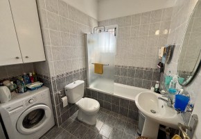 Apartment For Sale in Tombs of the Kings
