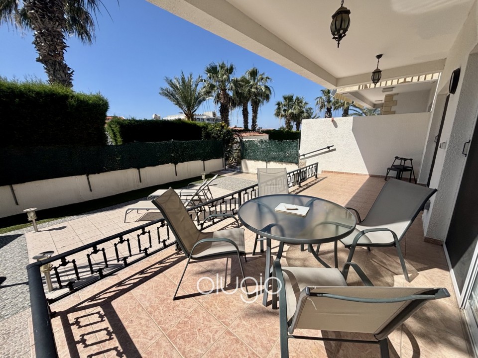 Apartment For Sale in Tombs of the Kings