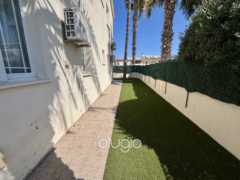 Apartment For Sale in Tombs of the Kings