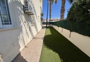 Apartment For Sale in Tombs of the Kings