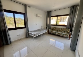 Detached Villa For Sale in Konia