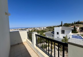 Detached Villa For Sale in Konia