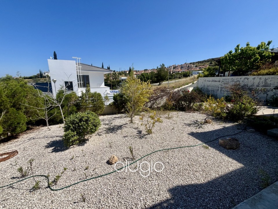 Detached Villa For Sale in Konia
