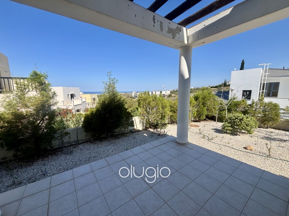 Detached Villa For Sale in Konia