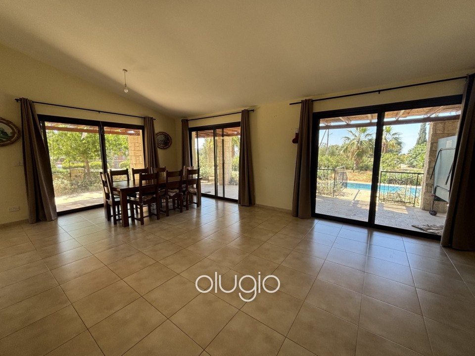 Bungalow For Sale in Secret Valley