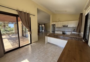 Bungalow For Sale in Secret Valley