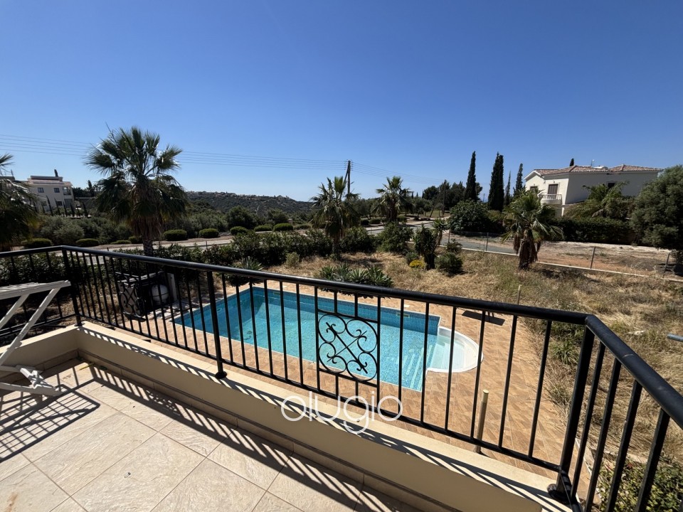 Bungalow For Sale in Secret Valley