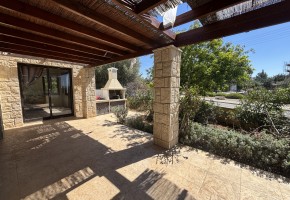 Bungalow For Sale in Secret Valley
