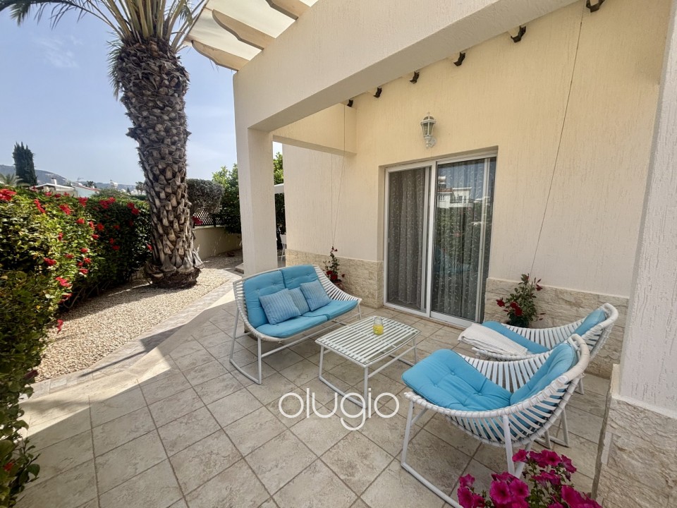 Detached Villa For Sale in Peyia