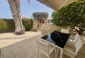Detached Villa For Sale in Peyia