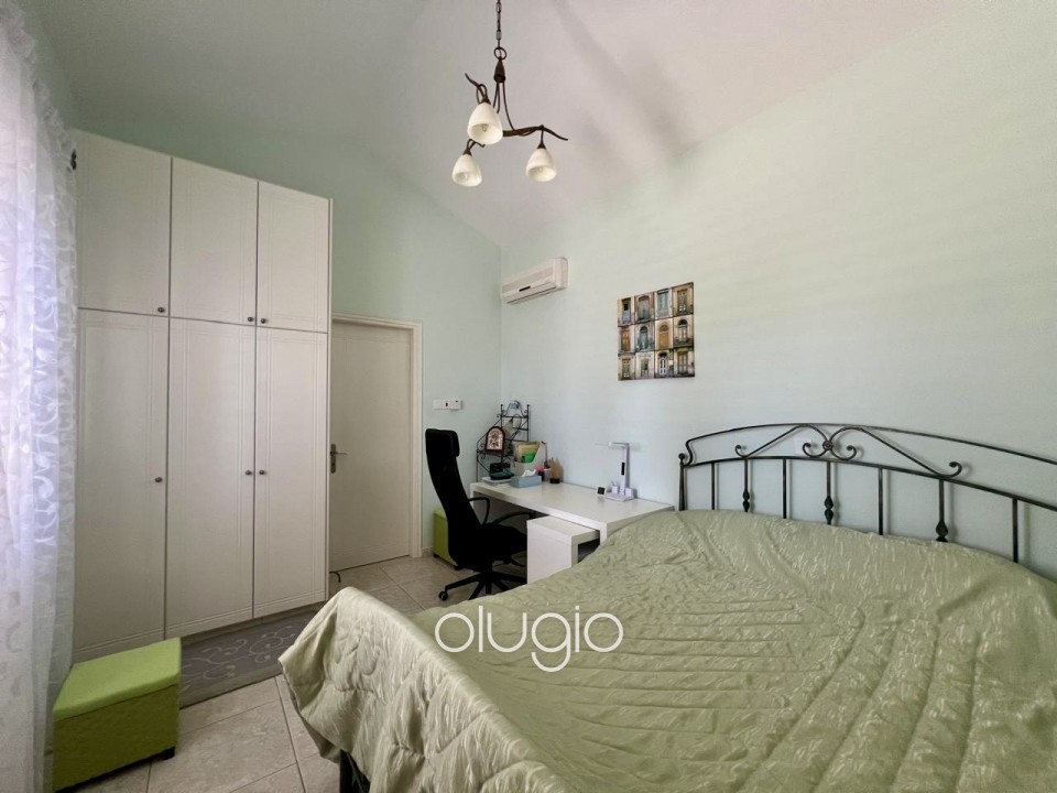 Detached Villa For Sale in Peyia
