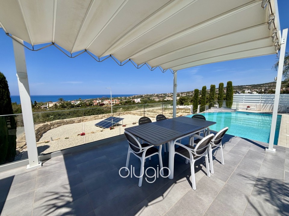 Detached Villa For Sale in Sea Caves - St.George