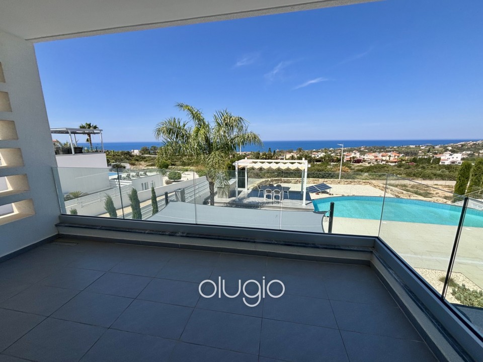 Detached Villa For Sale in Sea Caves - St.George