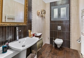Detached Villa For Sale in Konia