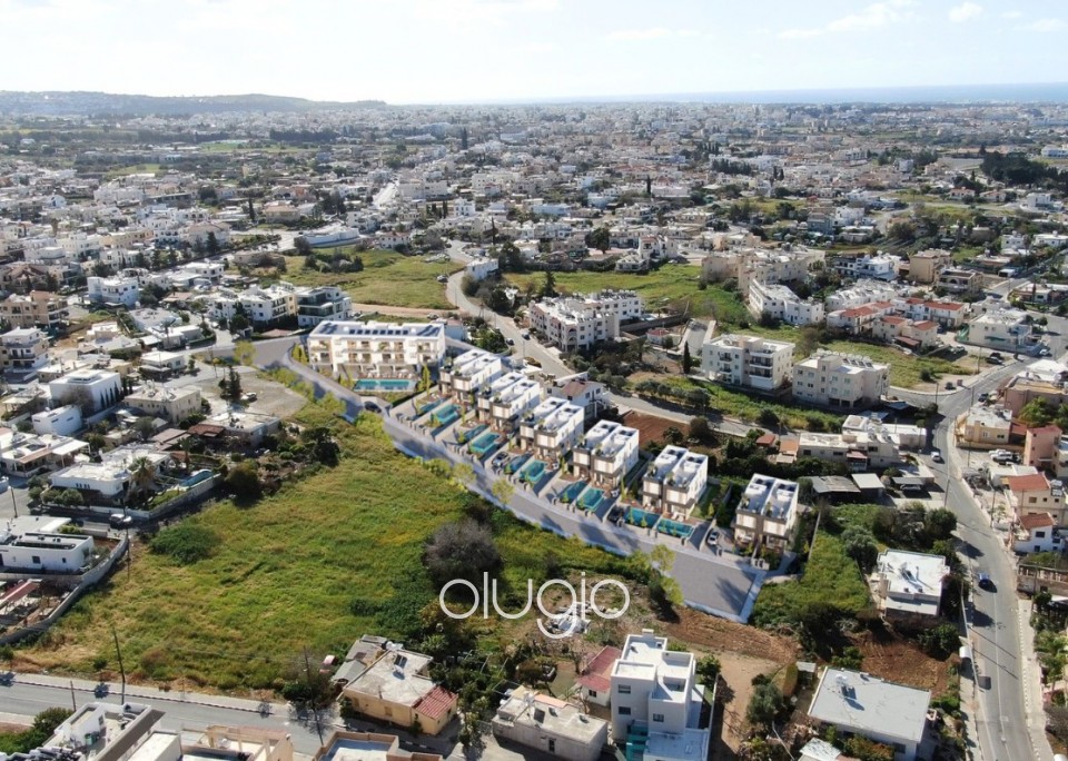 Semi Detached Villa For Sale in Chloraka