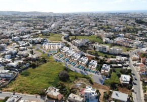 Semi Detached Villa For Sale in Chloraka