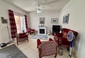 Semi Detached Villa For Sale in Universal