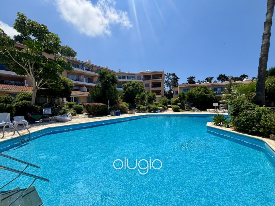 Semi Detached Villa For Sale in Universal
