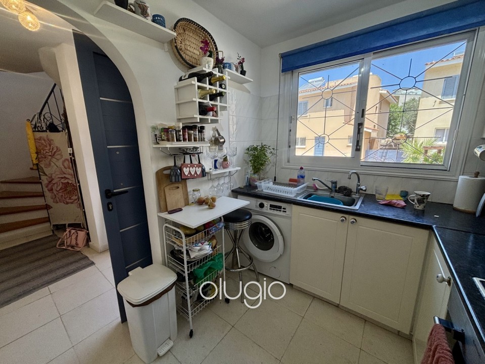 Semi Detached Villa For Sale in Universal