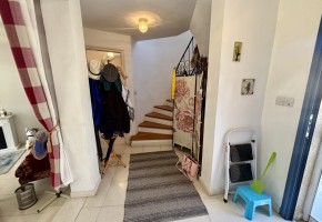 Semi Detached Villa For Sale in Universal