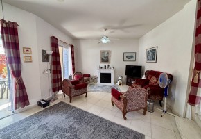 Semi Detached Villa For Sale in Universal
